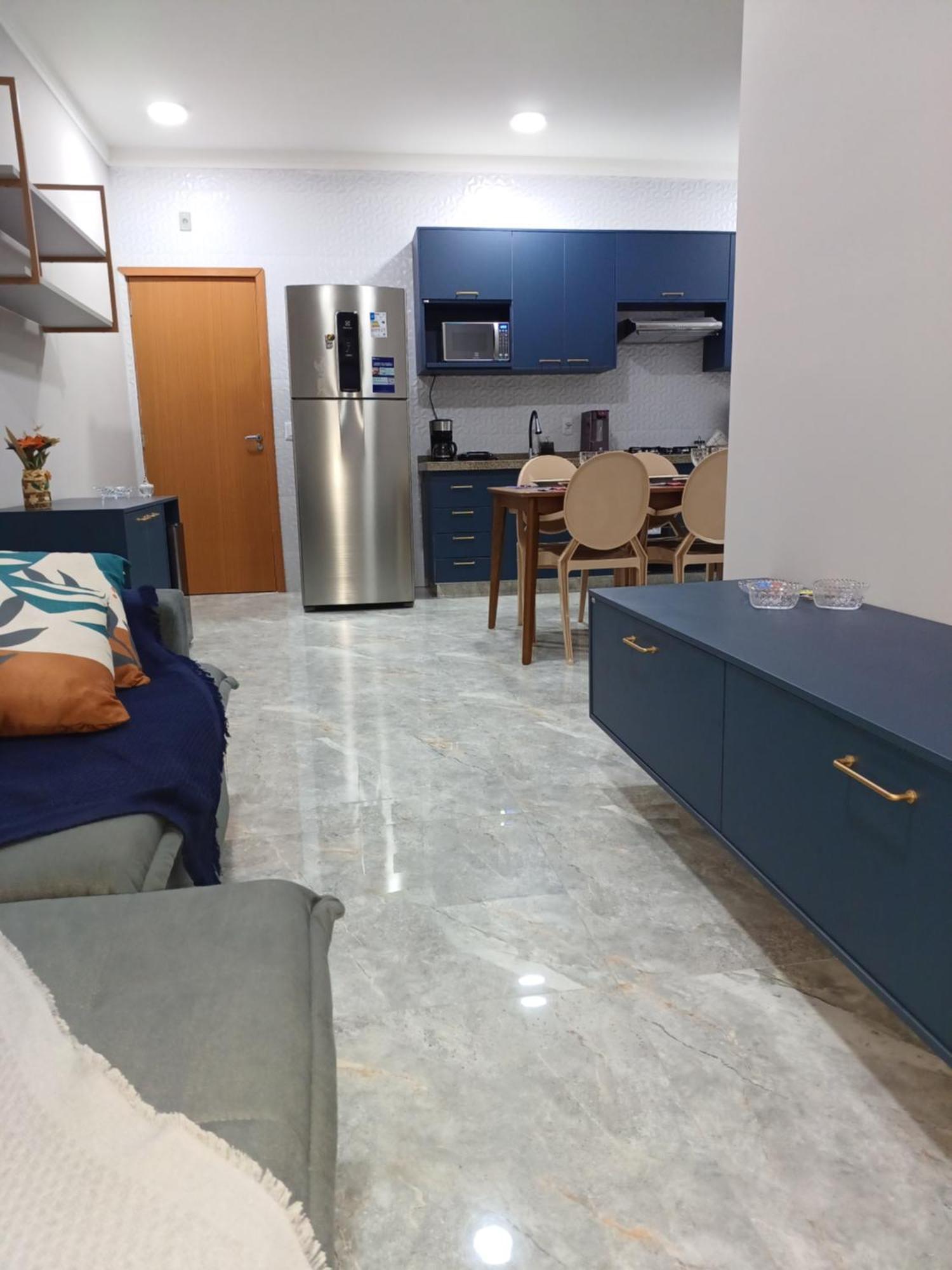 Apartamento Conforto E Excelente Localizacao Em - Pereque-acu *